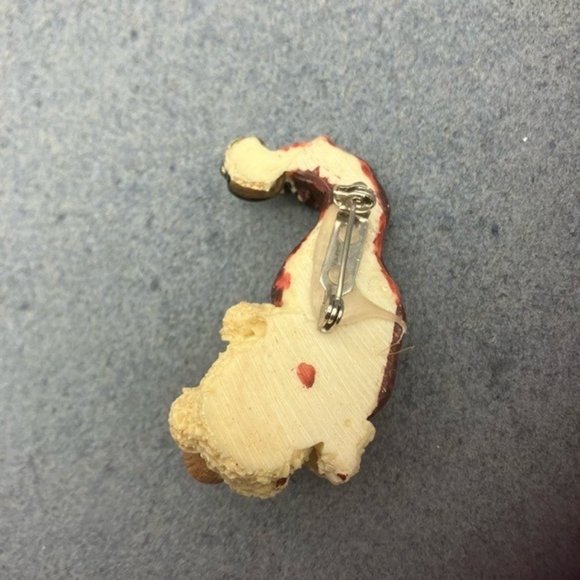 Christmas Pin Brooch Resin Teddy Bear Head Santa Hat Jingle Bell Red White Tan - Picture 4 of 6